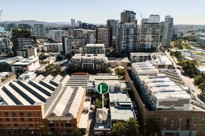 136 Commercial Road Teneriffe 4005 - Image 3