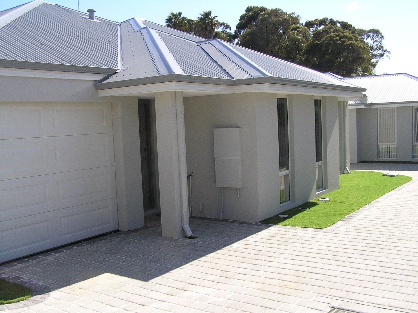 3 bedrooms Apartment / Unit / Flat in 2/89 Twickenham Drive KINGSLEY WA, 6026