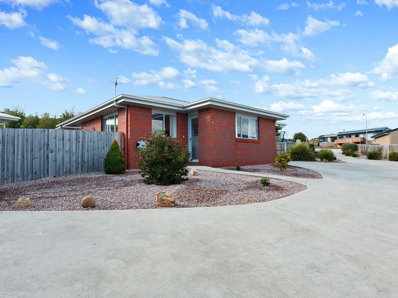 4/47 Oakdowns Parade, Oakdowns TAS 7019, Image 0