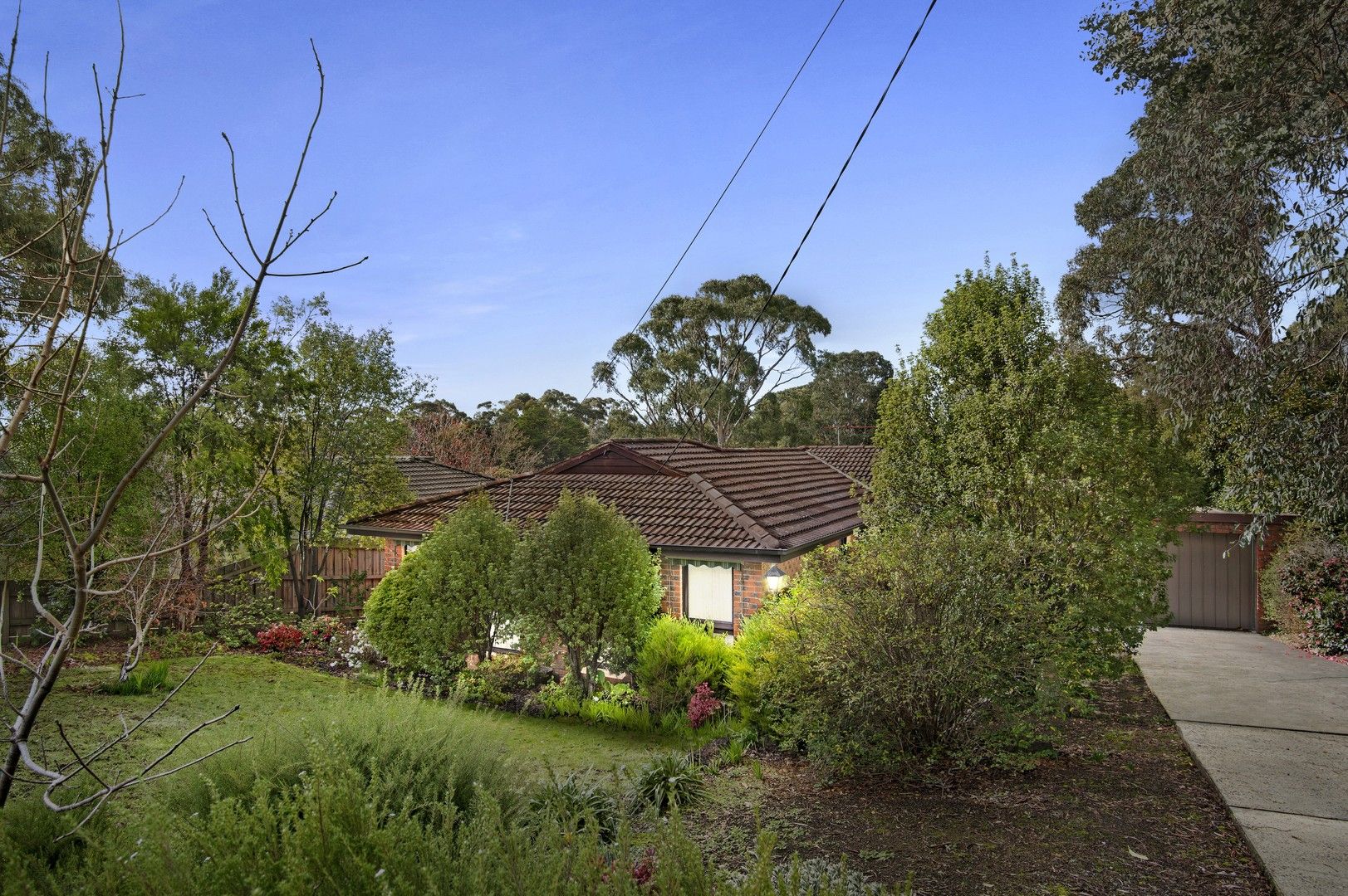 5 Rolling Hills Road, Chirnside Park VIC 3116, Image 0