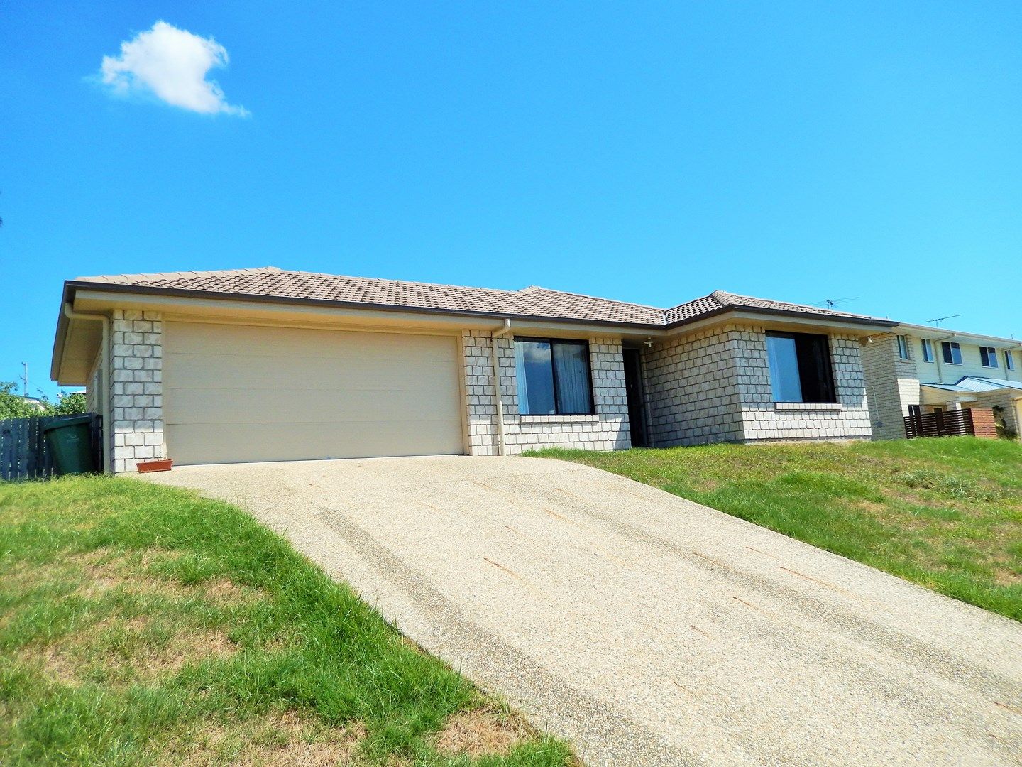 12 Ramsey Court, Lowood QLD 4311, Image 0