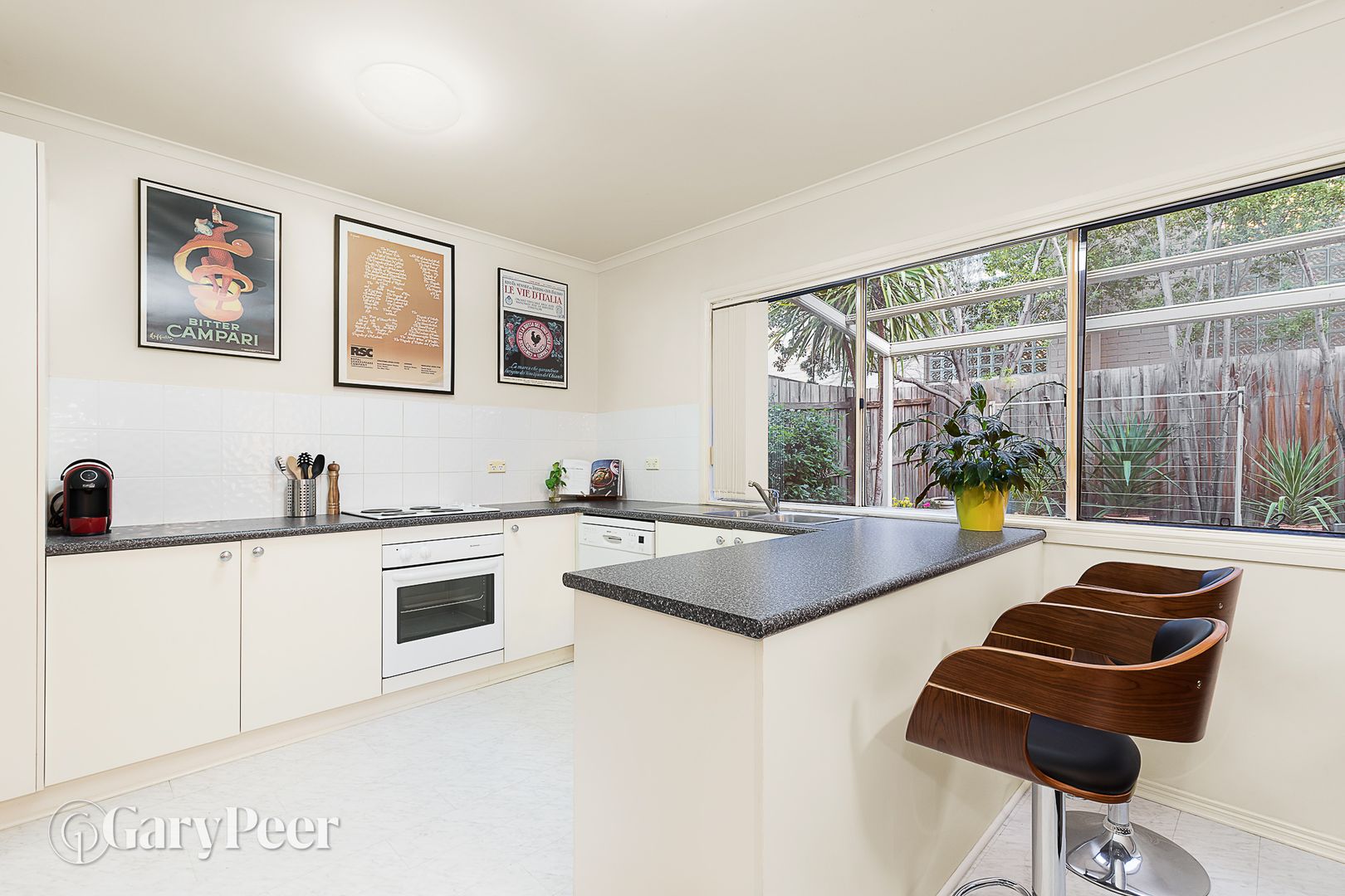 2/7-13 Graham Road, Highett VIC 3190, Image 2