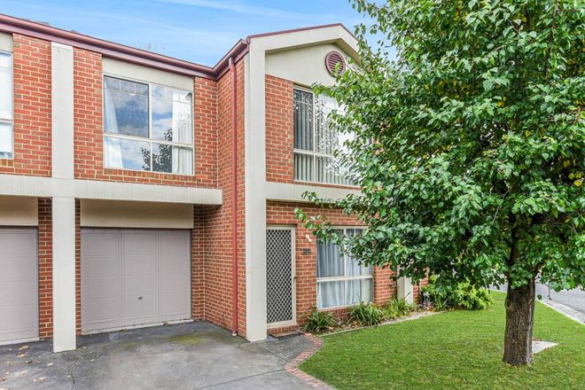 Picture of 30/12 Grant Close, BERWICK VIC 3806