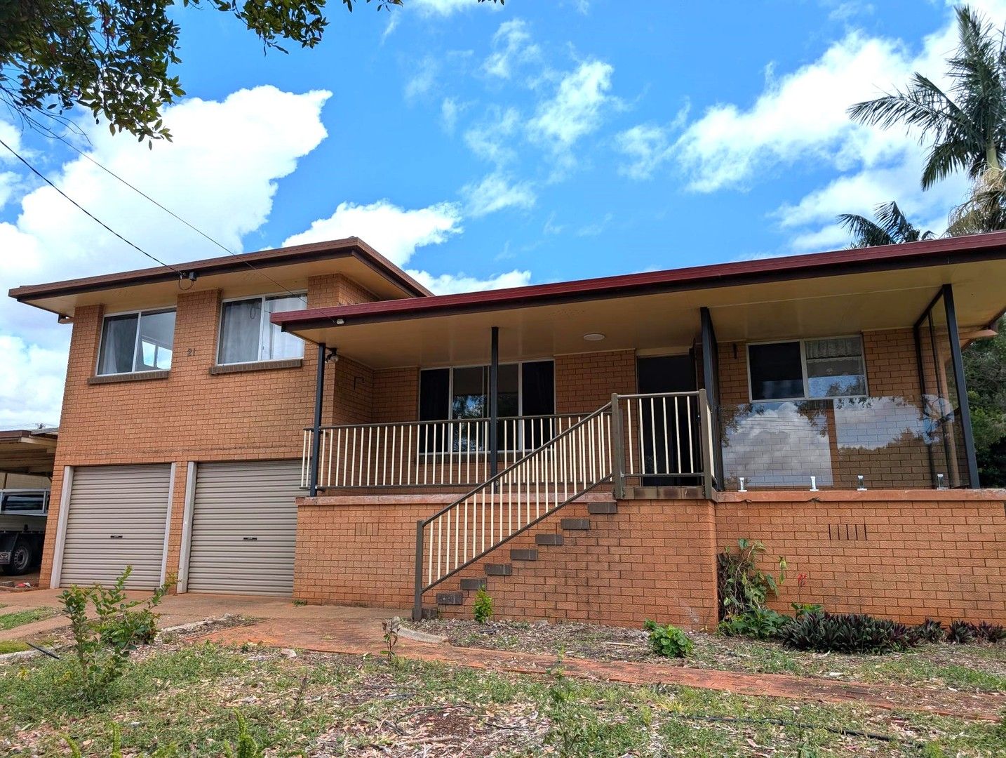 3 bedrooms House in 19-21 Meissner Street REDLAND BAY QLD, 4165