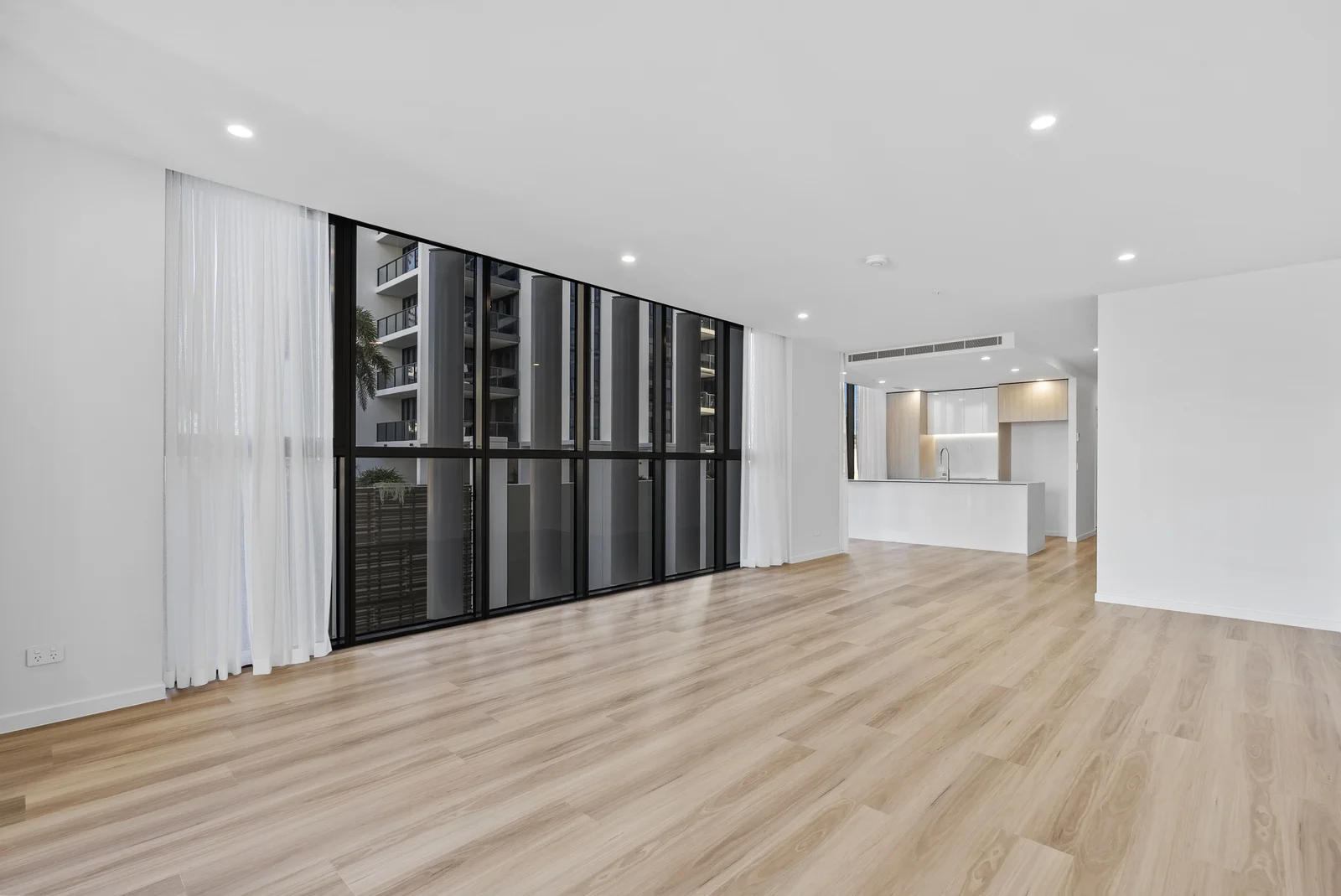 Additional image 13 of 7/8 Jubilee Avenue, Broadbeach QLD 4218