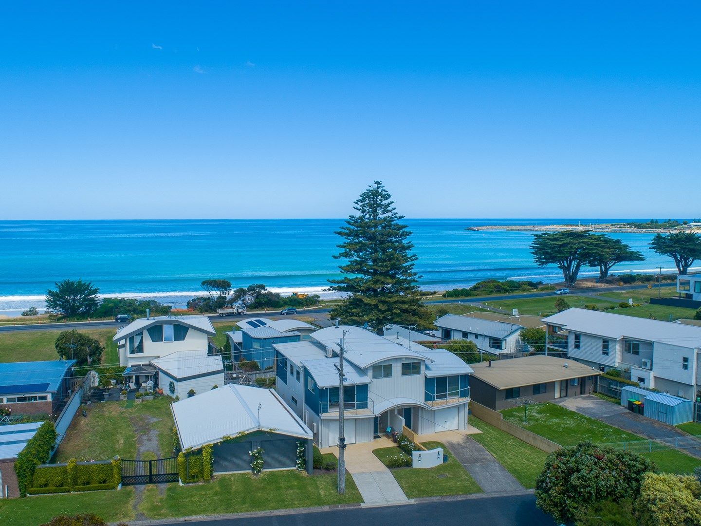 2/18 Casino Avenue, Apollo Bay VIC 3233, Image 0