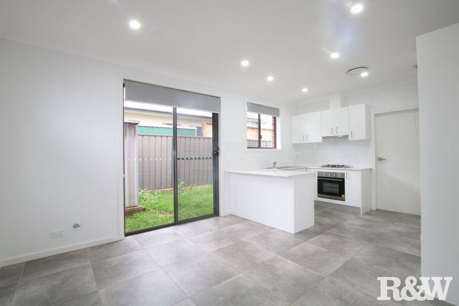 35A Menzies Circuit, St Clair NSW 2759, Image 1