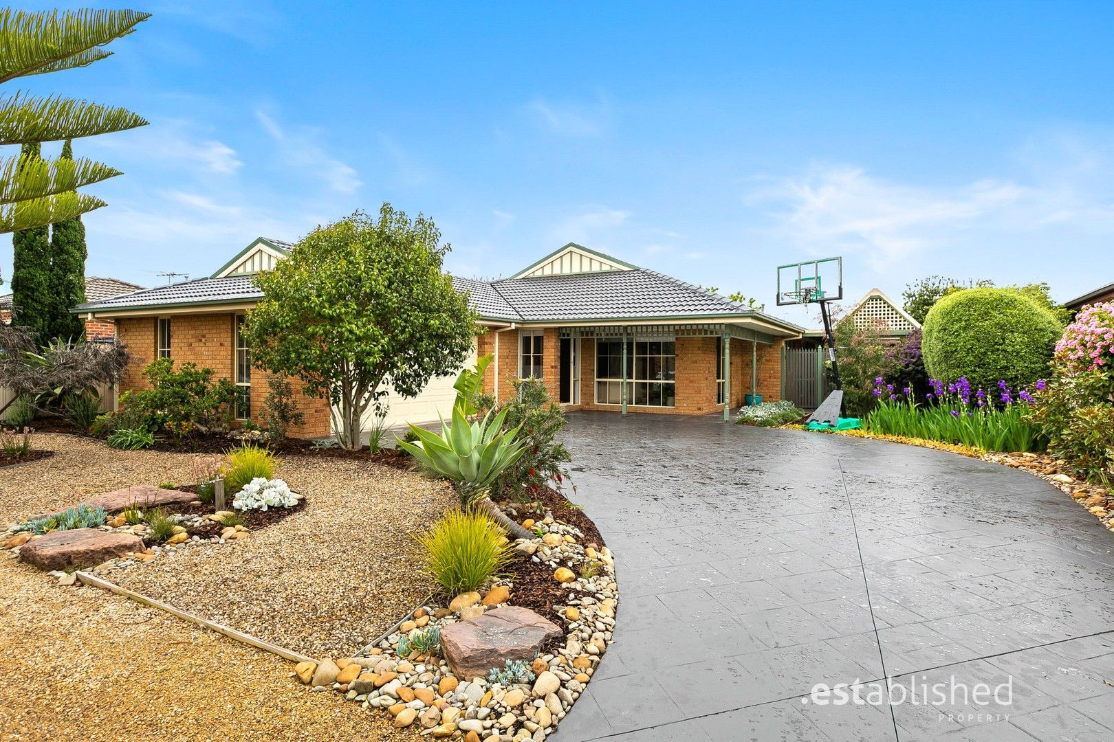 4 bedrooms House in 14 Portofino Crescent POINT COOK VIC, 3030