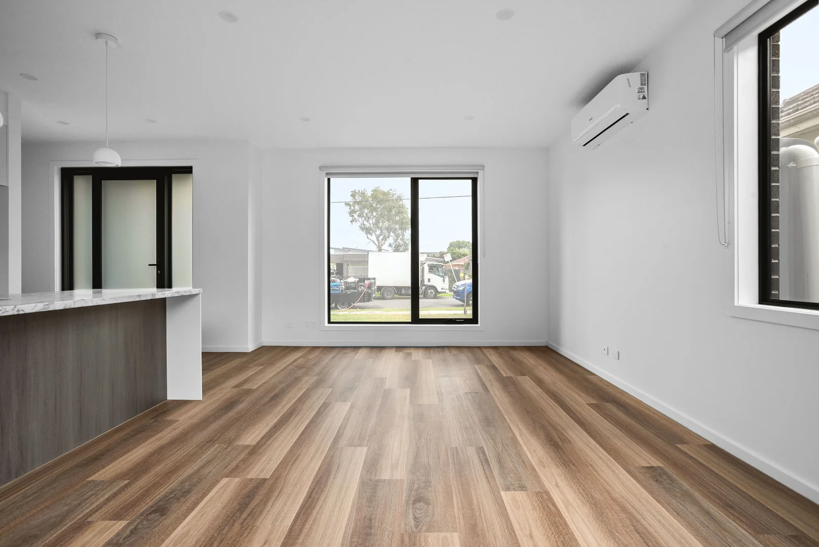 Additional image 5 of 1/48 Madeleine Road, Clayton VIC 3168