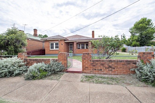 Picture of 44-46 Percy Street, WELLINGTON NSW 2820