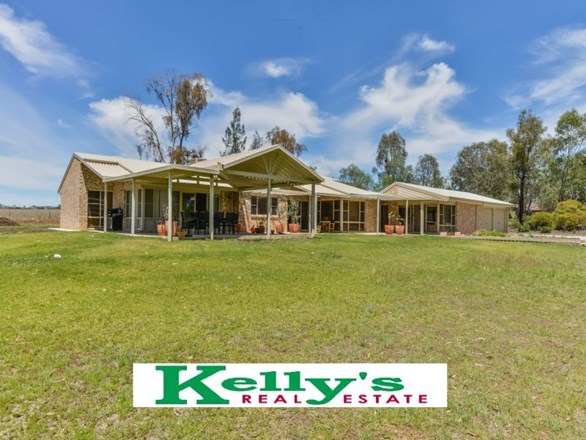 73 Regans Road, Kingswood NSW 2340