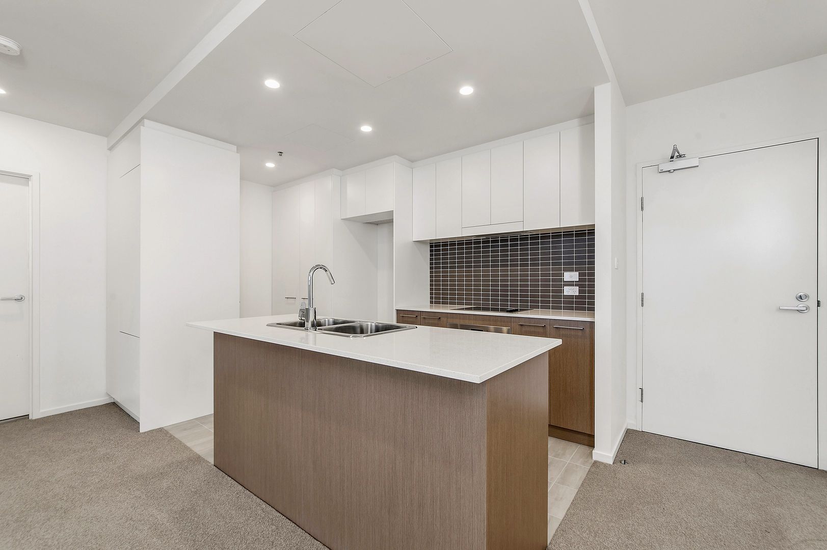 91/7 Irving Street, Phillip ACT 2606, Image 1