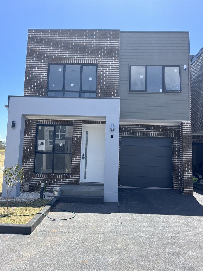 4 bedrooms Townhouse in CALL BHARGAV TO BOOK YOUR INSPECTION SCHOFIELDS NSW, 2762