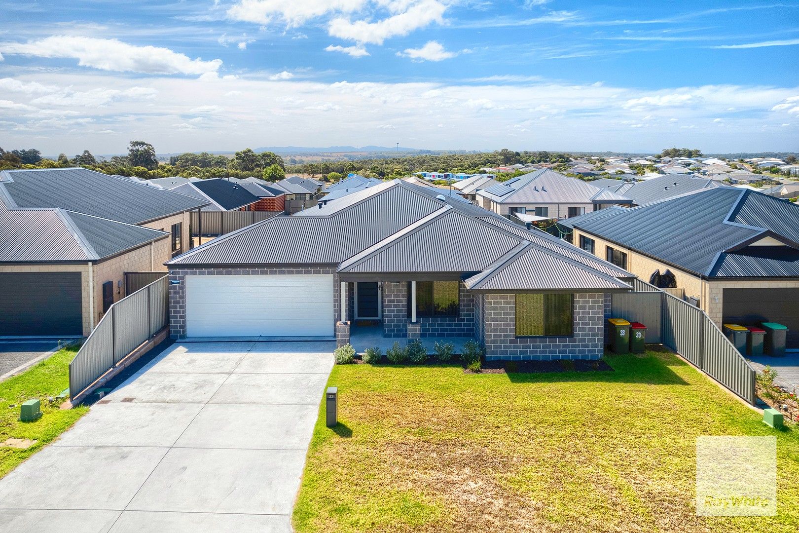 33 Barambah Circuit, Bayonet Head WA 6330, Image 0