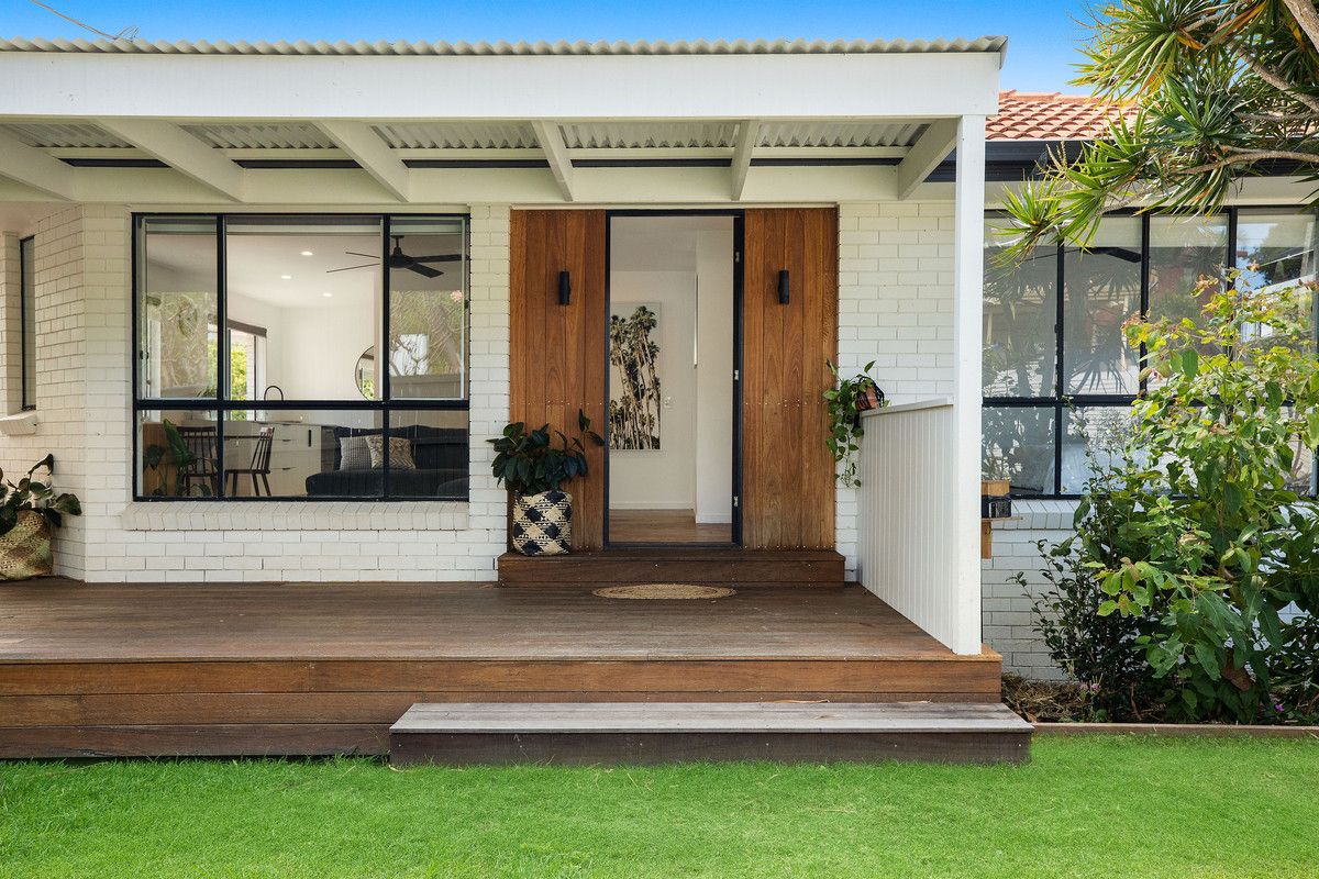 2 10 Blamey Drive Tugun Qld 4224 Domain