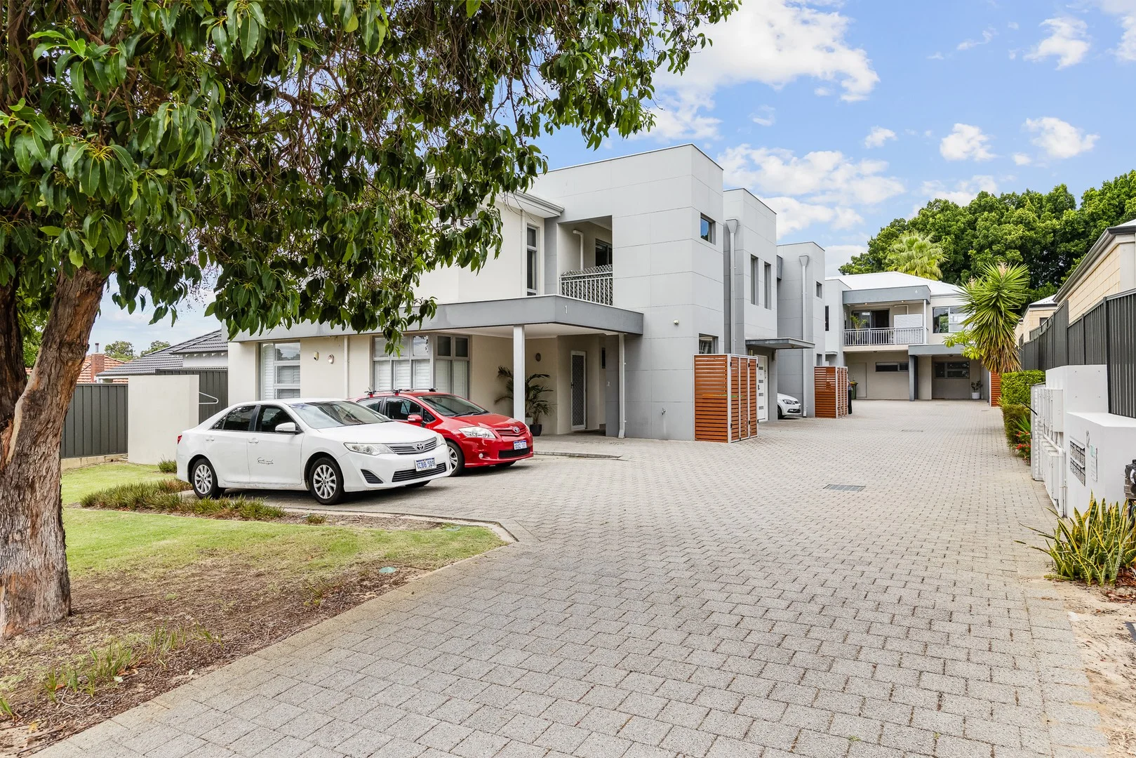 6/12 Smiths Avenue, Redcliffe WA 6104
