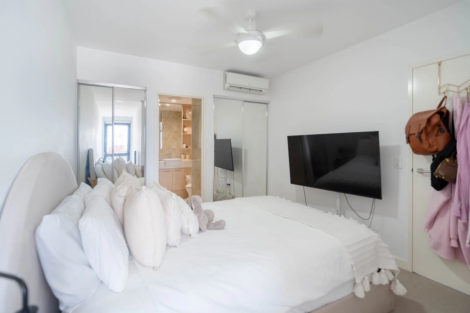 Additional image 10 of 1008/70 Carl Street, Woolloongabba QLD 4102