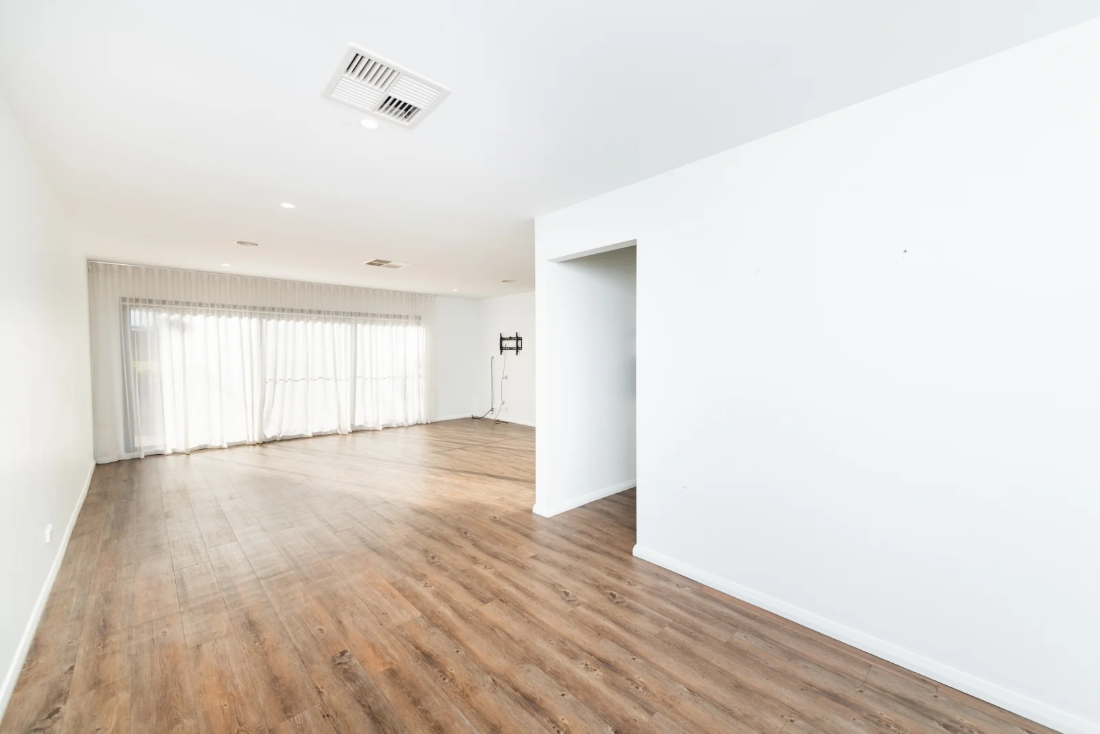 Additional image 5 of 43 Lumeah Street, Narrabundah ACT 2604