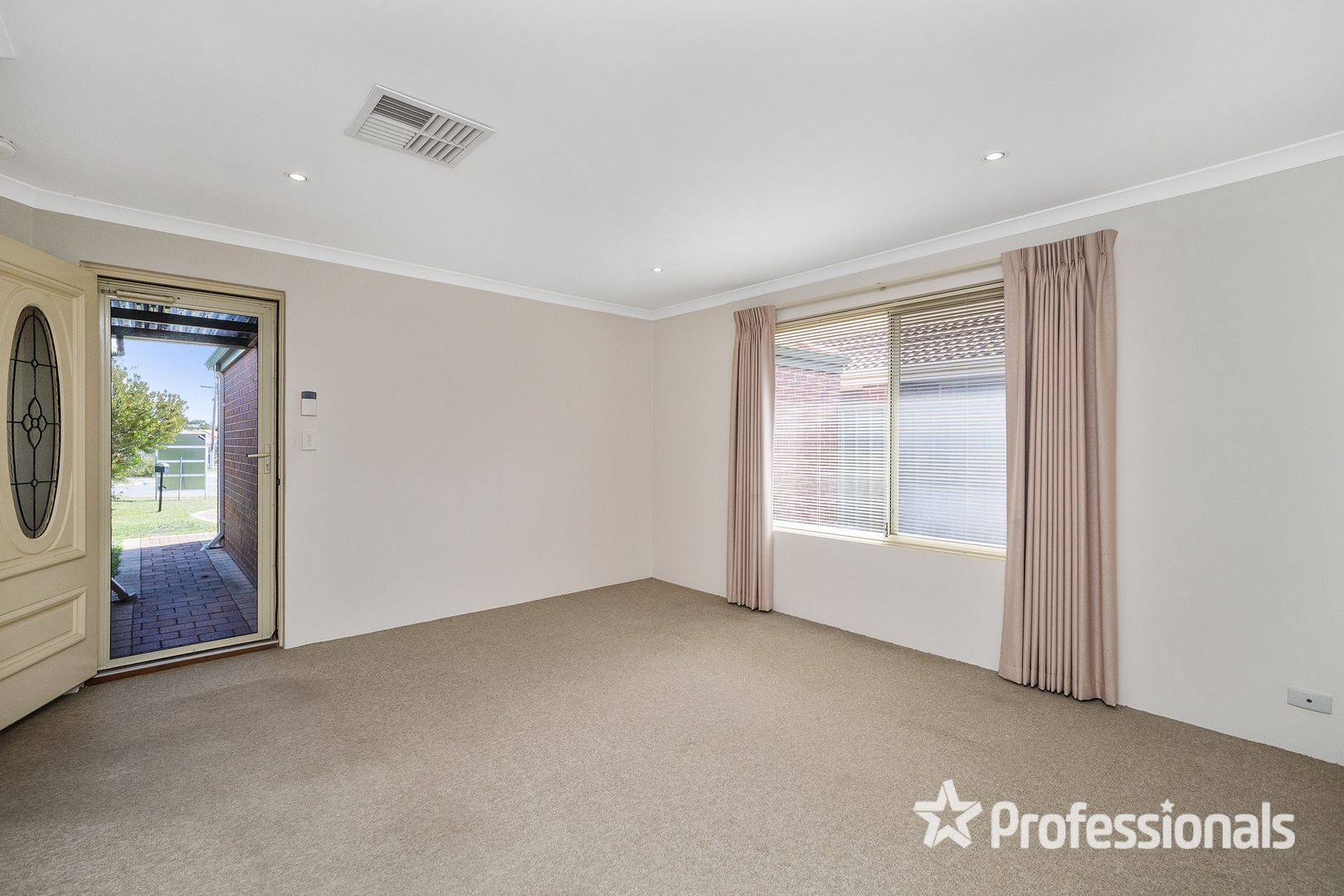 42 Keeble Way, Balga WA 6061, Image 2