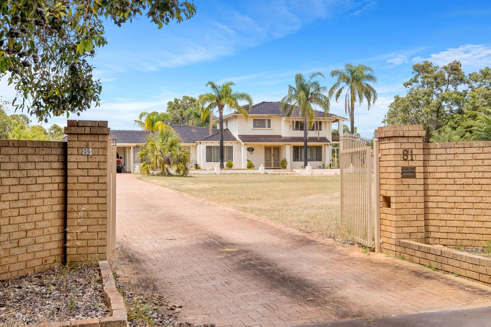 81 Norwood Road, Maida Vale WA 6057, Image 2