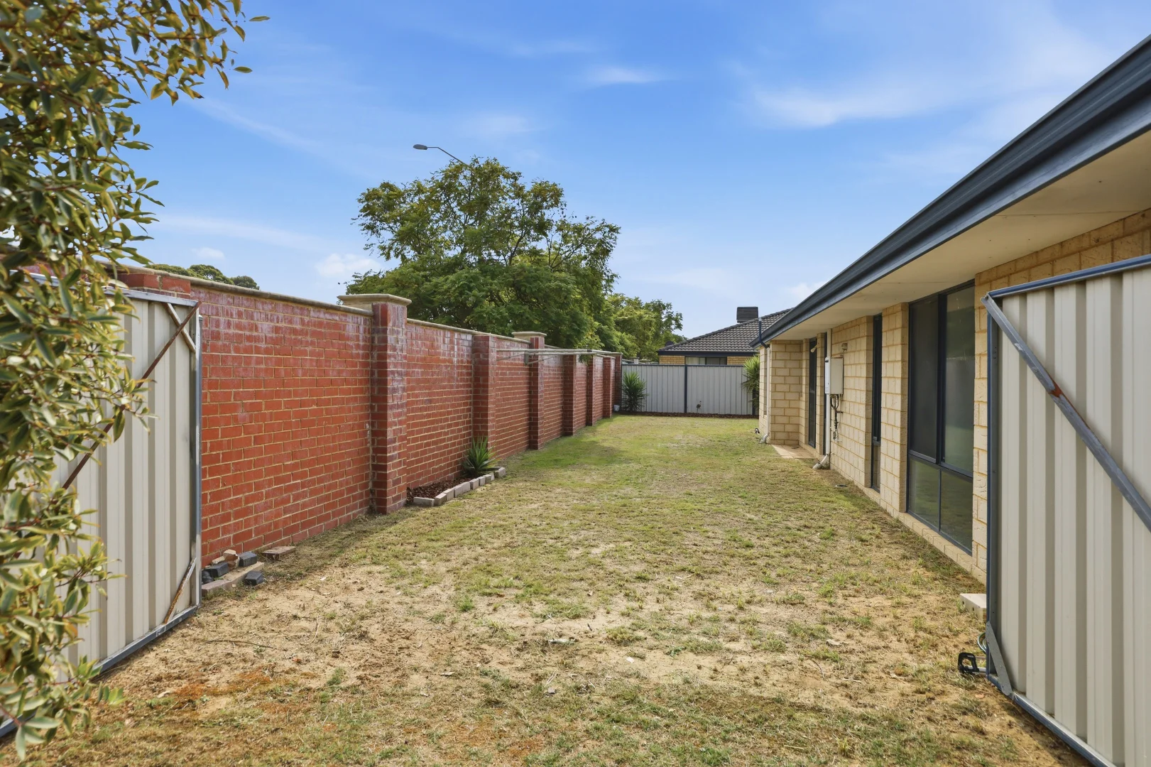 Additional image 23 of 2 Grandmere Parade, Meadow Springs WA 6210