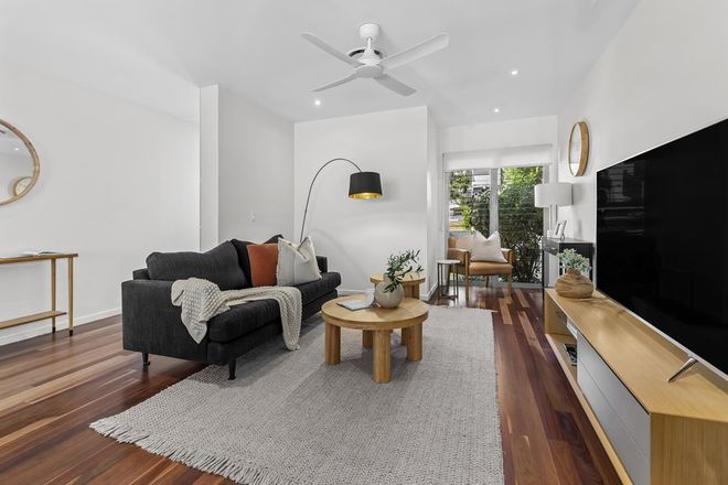 18A Barton Parade Balmoral 4171 - Image 3