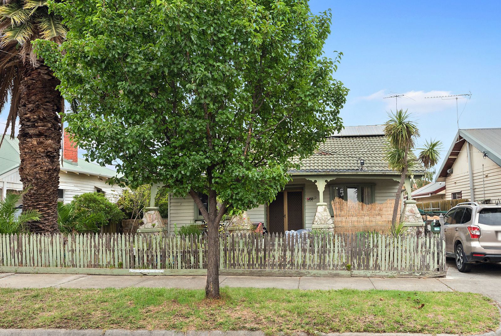 17 Roseberry Avenue, Preston VIC 3072, Image 1