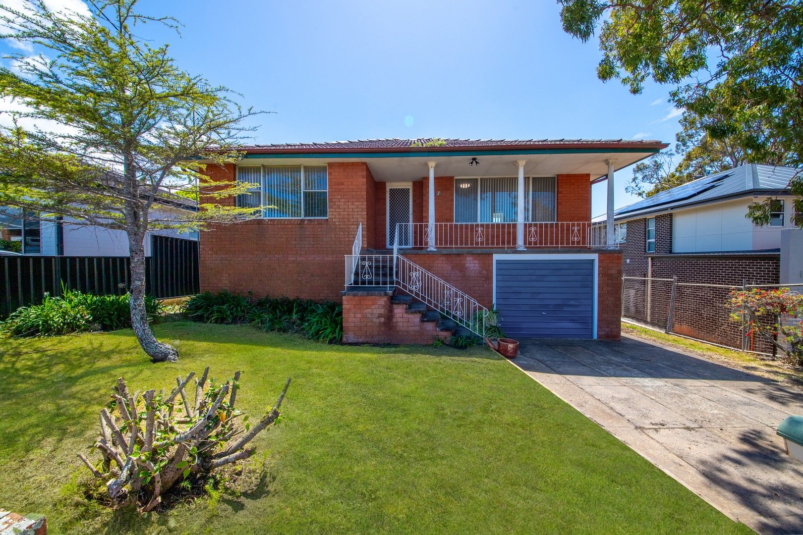 7 Cuthbert Road, Killarney Vale NSW 2261 House For Rent 550 Domain