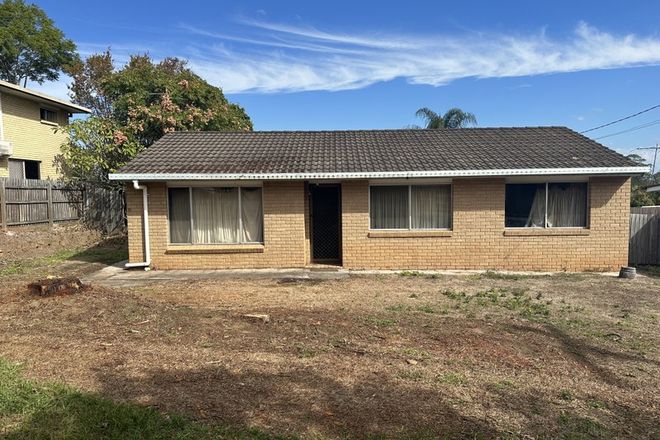 Picture of 121 Aquarius Drive, KINGSTON QLD 4114