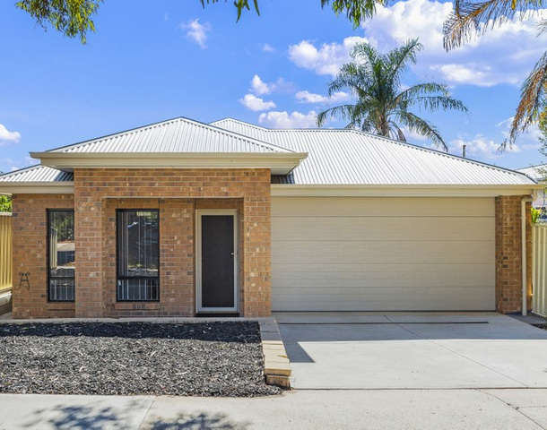 11 Ralph Street, Sturt SA 5047