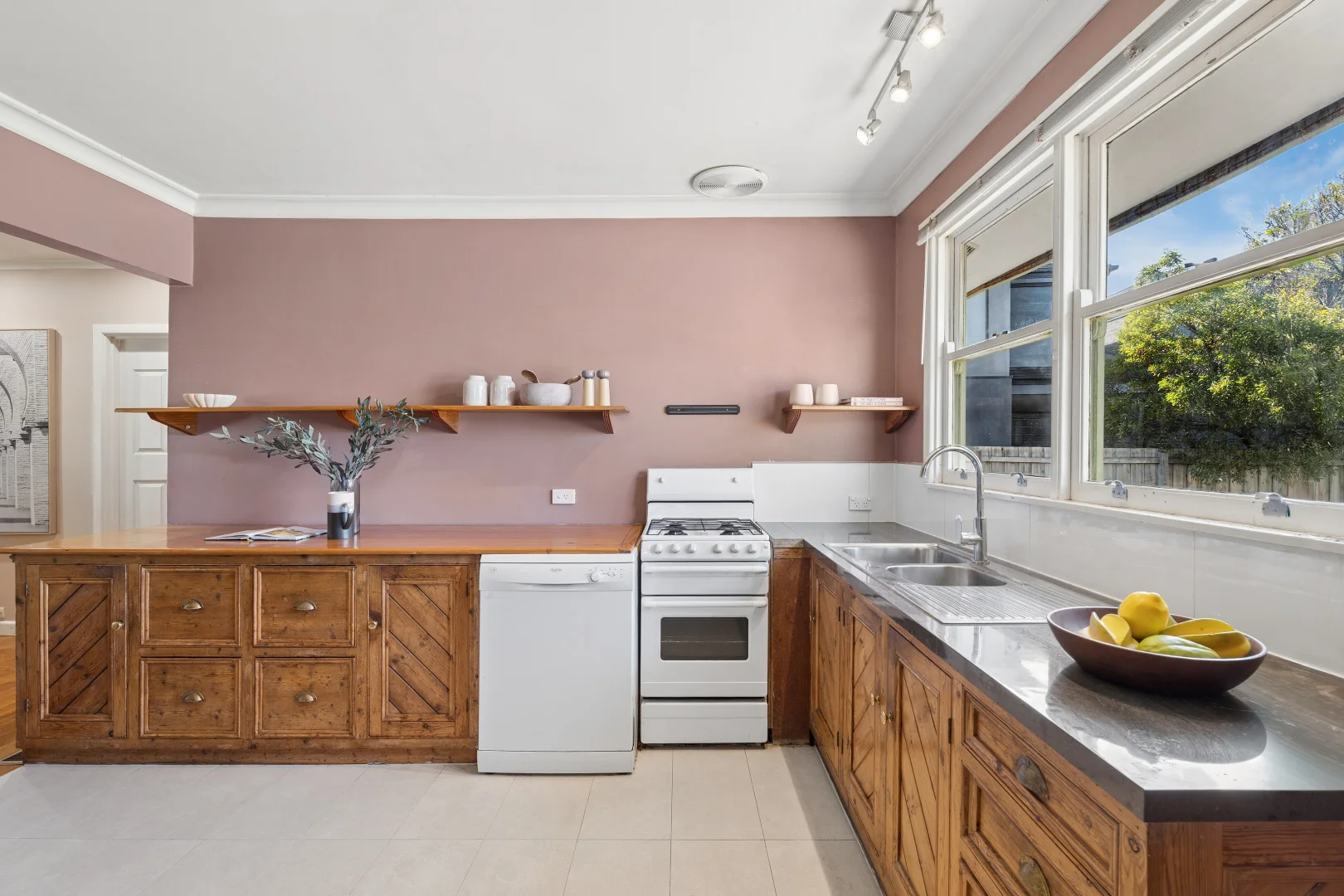 Additional image 6 of 28 Strathmerton Street, Reservoir VIC 3073