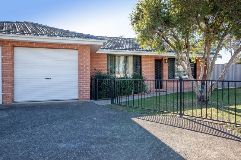 3/10 Matthews Square, Ingleburn NSW 2565, Image 0