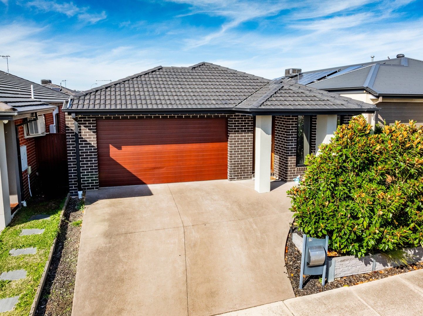 32 Shanahans Drive, Cranbourne North VIC 3977, Image 0