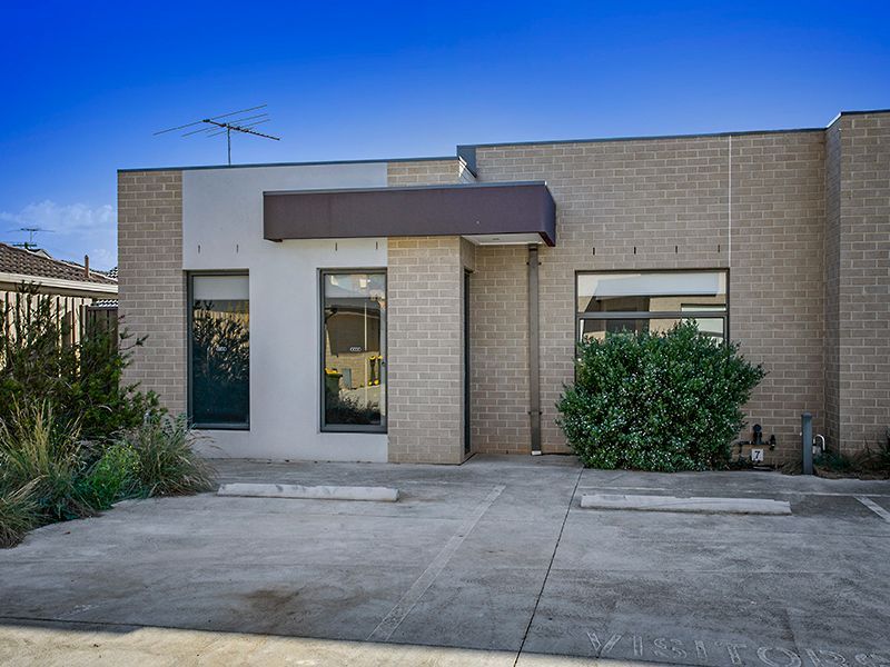 7/25 Deutgam Street, Werribee VIC 3030, Image 0