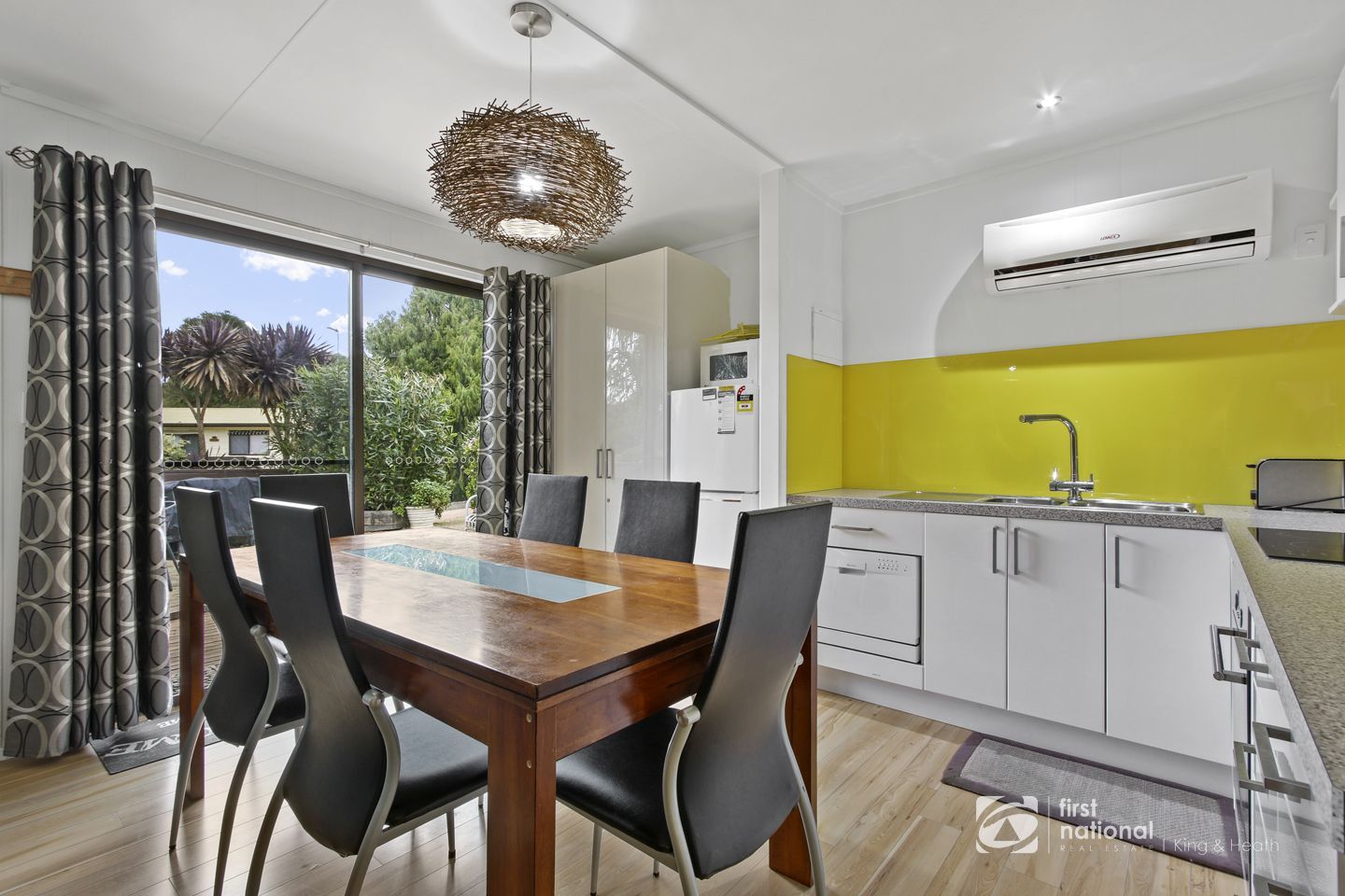 6/30 Mairburn Road, Metung VIC 3904, Image 2