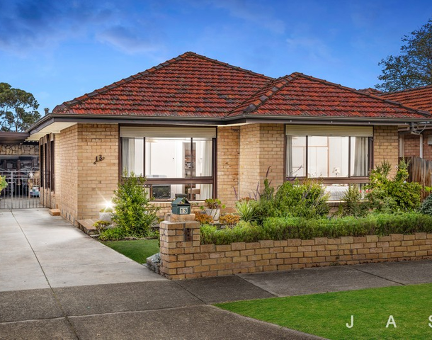 13 Napoleon Street, West Footscray VIC 3012