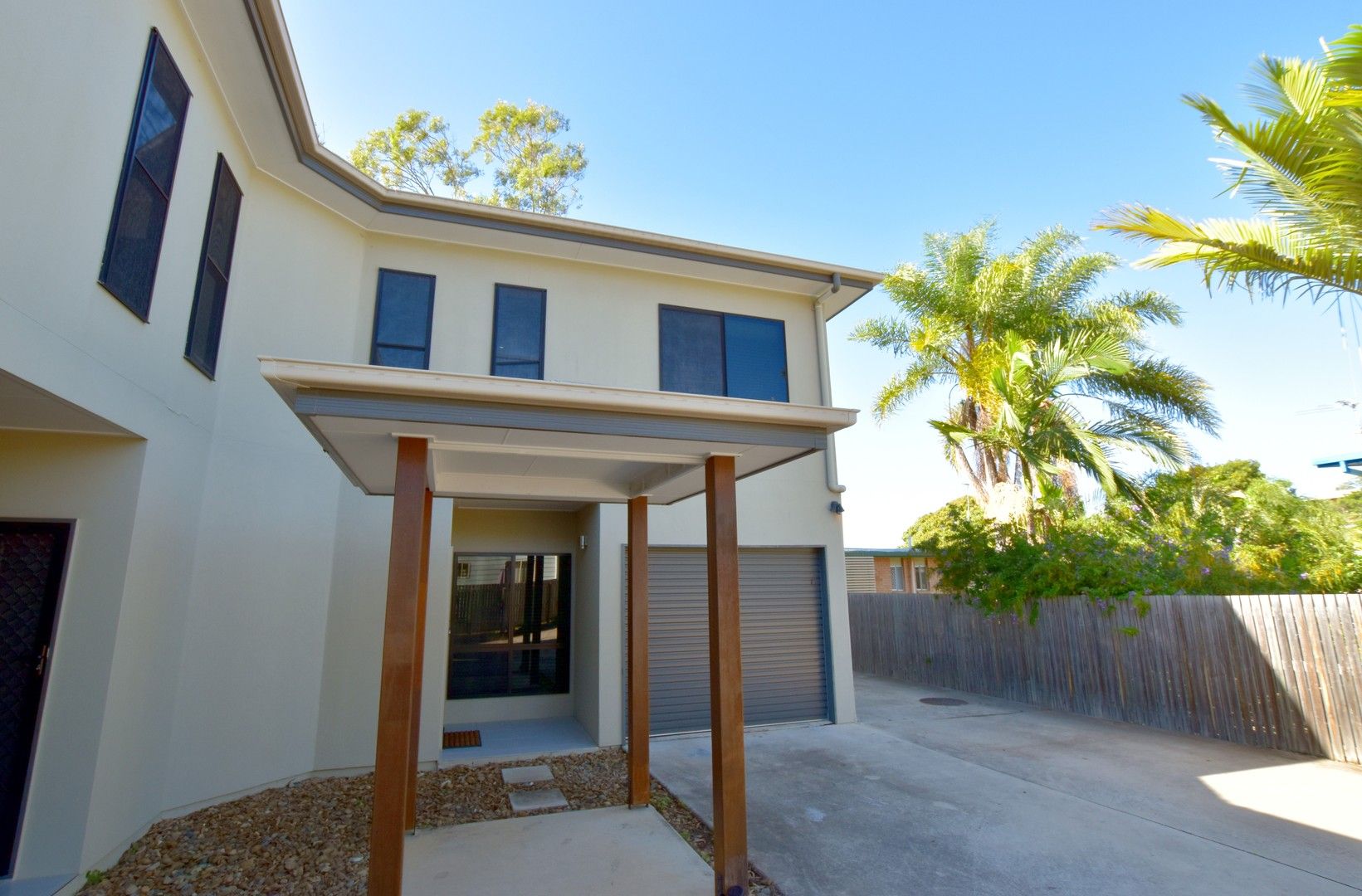 3 bedrooms Apartment / Unit / Flat in 72C Ann Street SOUTH GLADSTONE QLD, 4680
