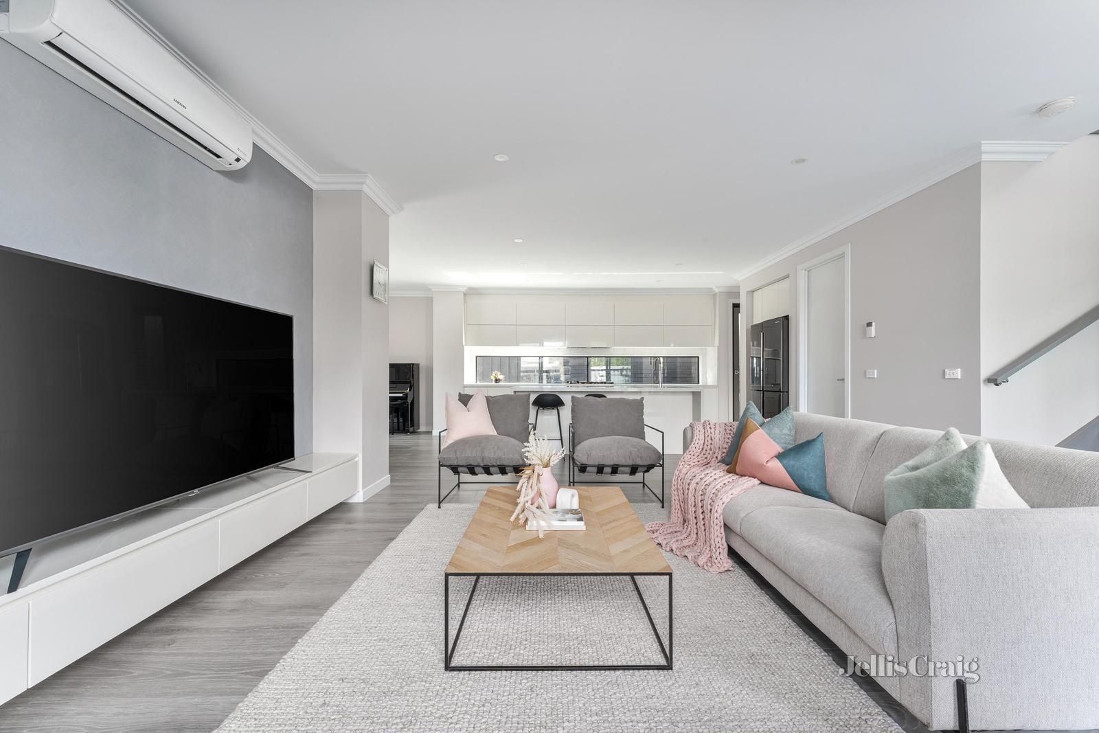 2/16 Acacia Avenue, Mentone VIC 3194, Image 1