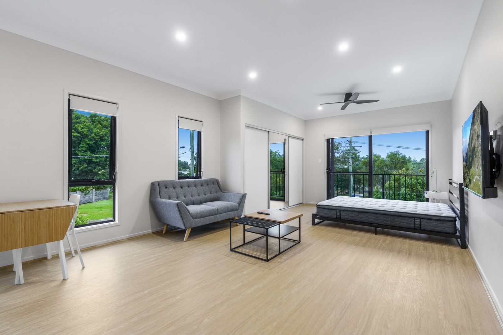 Studio in 1/2 Pater Street, SUNNYBANK QLD, 4109