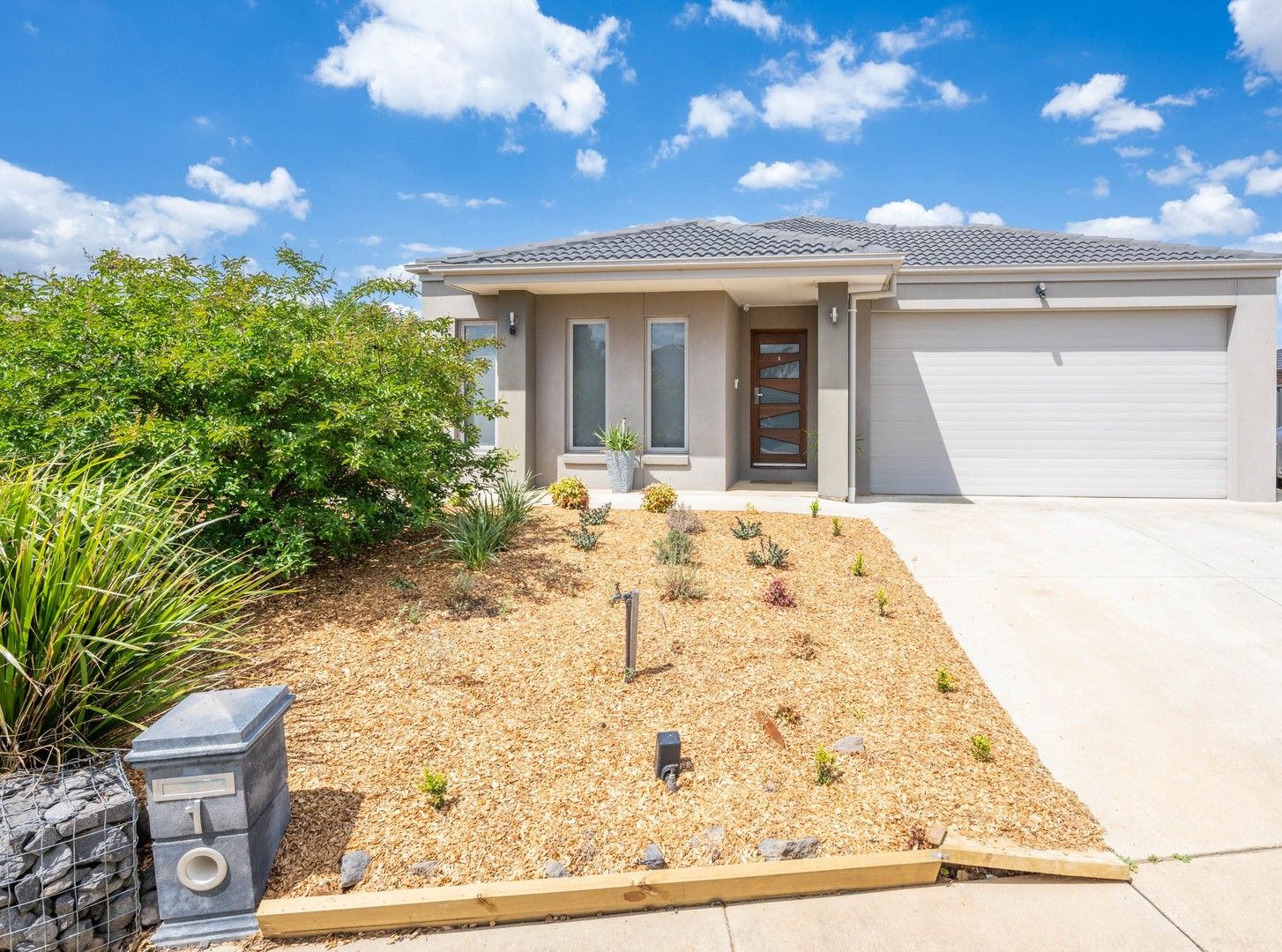 1 Silverleaf Road, Kialla VIC 3631, Image 0