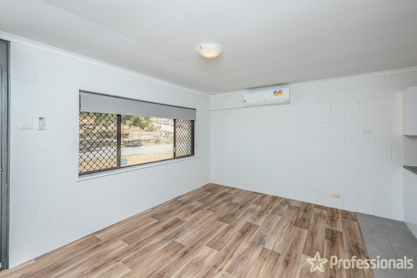 2/12-14 Johnston Street, Geraldton WA 6530, Image 2