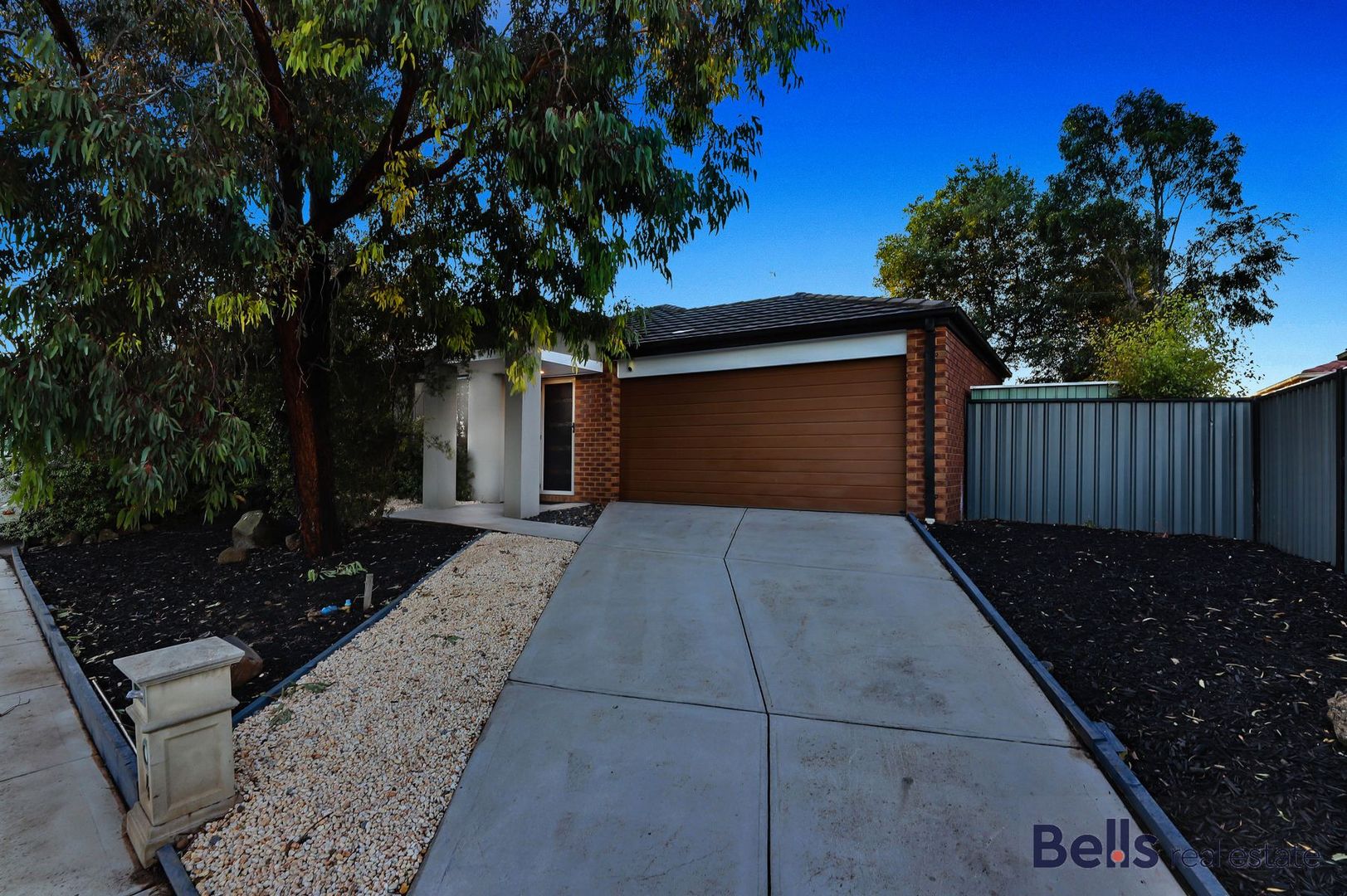 4 Ockley Chase, Derrimut VIC 3026, Image 2