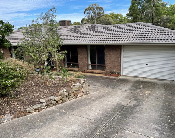 35 Jordan Avenue, Happy Valley SA 5159