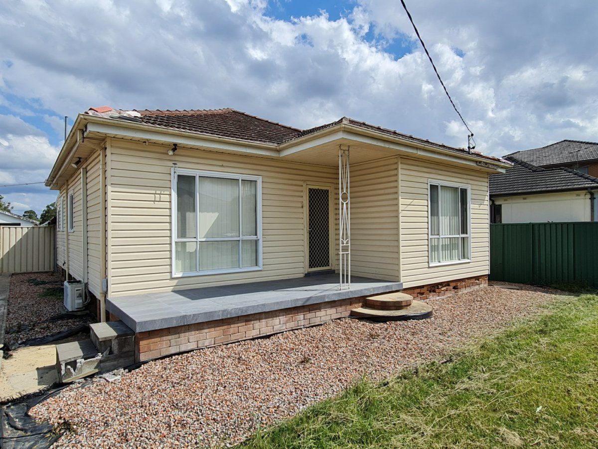 3 bedrooms House in 62 St Johns Road CABRAMATTA NSW, 2166