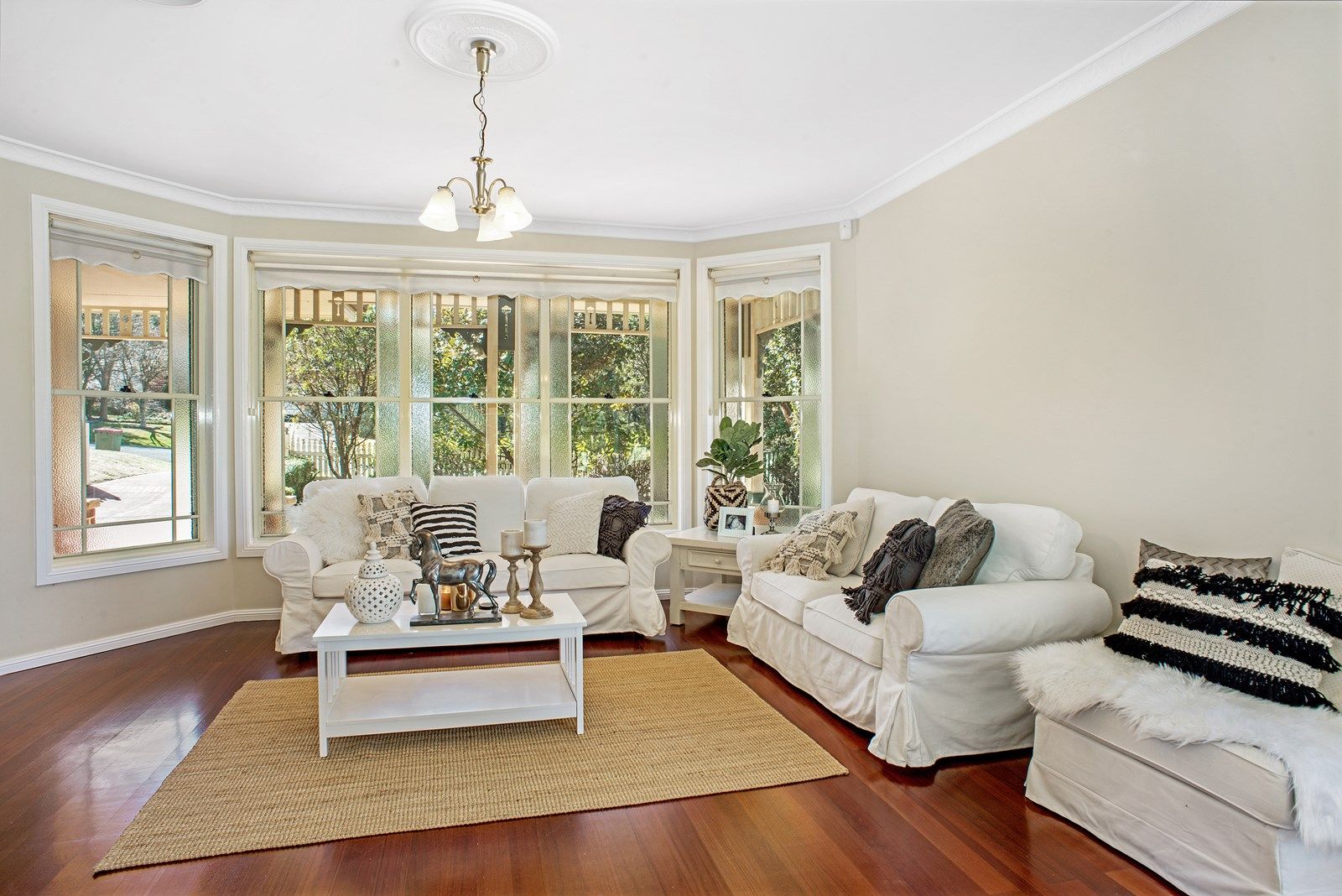 8 Cook Rd, Wentworth Falls NSW 2782, Image 1