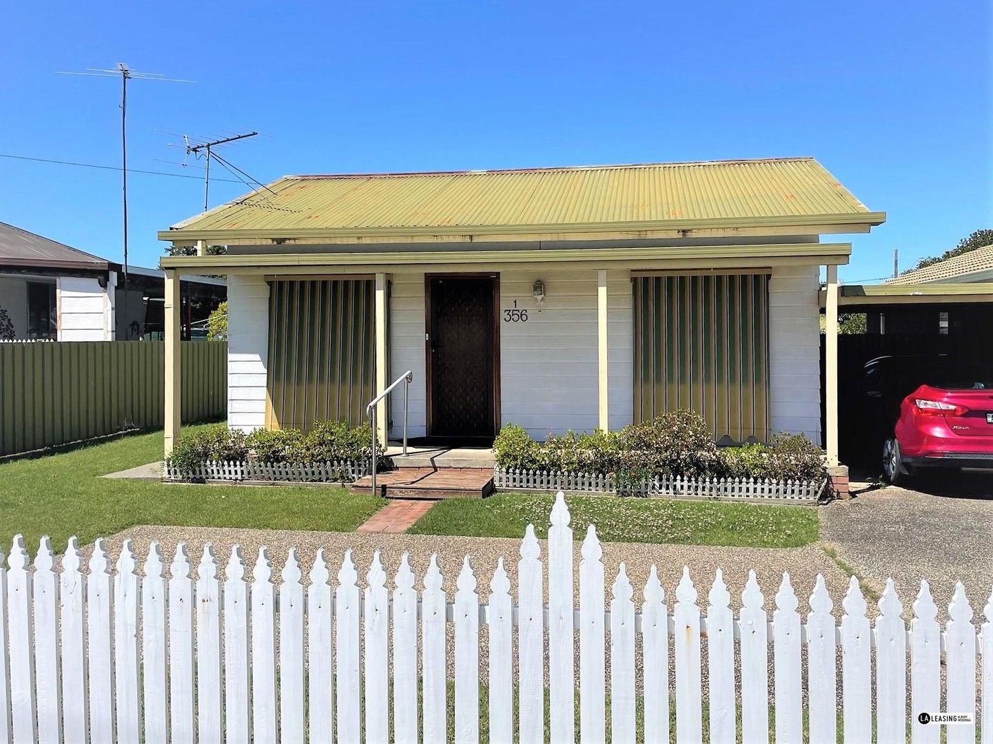 2 bedrooms Apartment / Unit / Flat in 1/356 Parnall Street LAVINGTON NSW, 2641