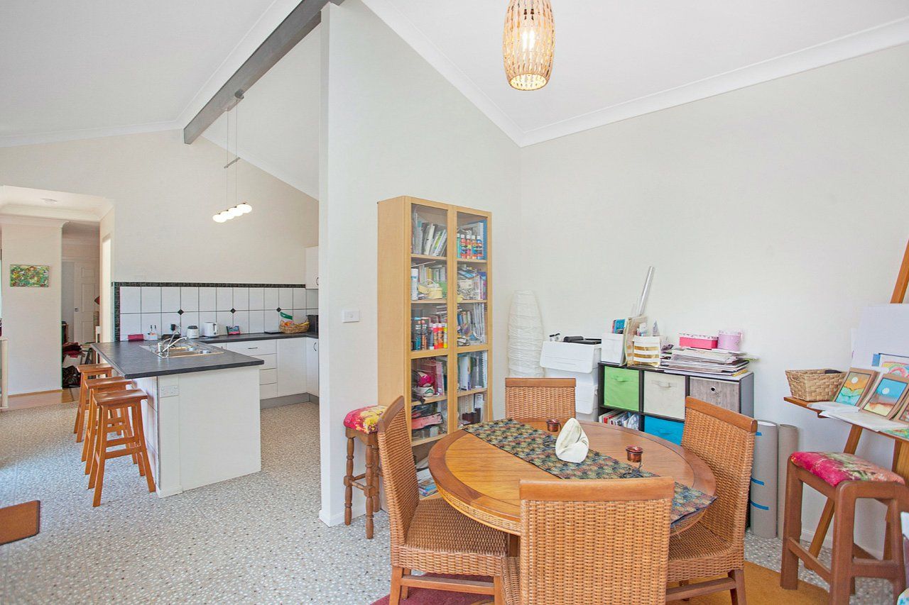 1/11 Farleigh Street, Old Bar NSW 2430, Image 2