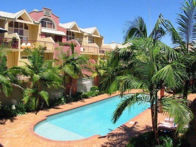 61/176 Sydney Street, New Farm Property History & Address Research