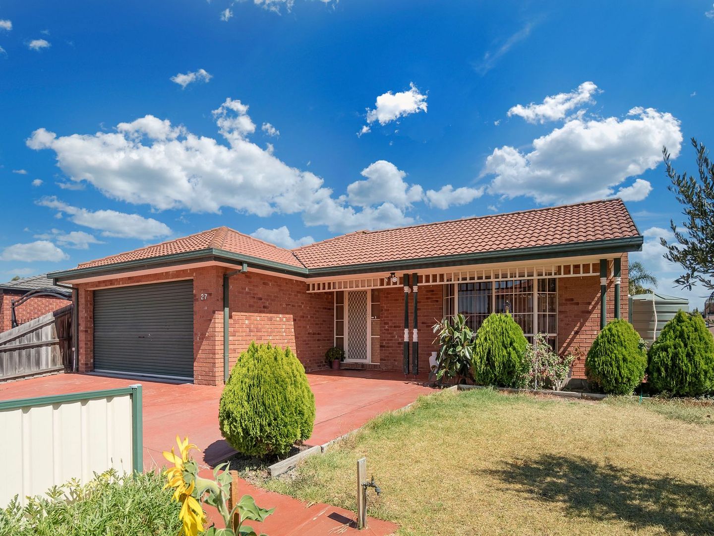 27 Rio grande drive, Roxburgh Park VIC 3064, Image 2