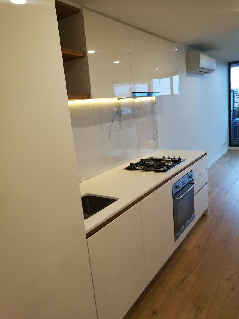 1 bedrooms Apartment / Unit / Flat in 210/188 Whitehorse Road BALWYN VIC, 3103